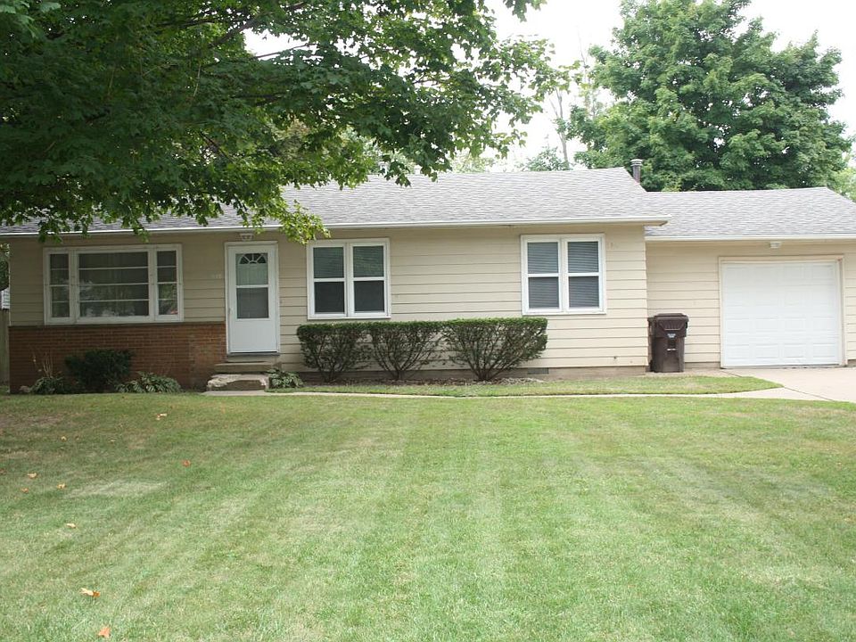 1st image of 616 W Detweiller Dr