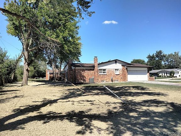 4th image of 27318 Arden Park Cir
