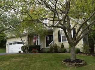 180 Smoke Rise Rd, Basking Ridge, NJ 07920