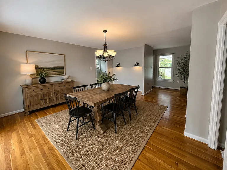 2410 Magnolia Dr — Photo 6