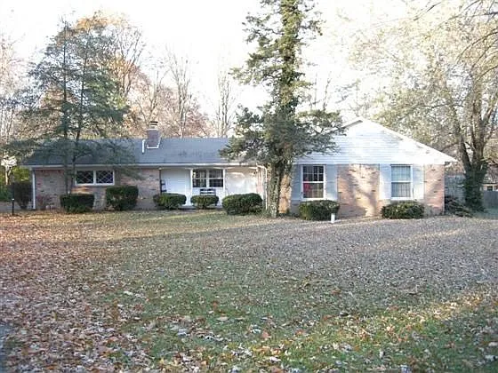 1820 Marian Dr photo 1