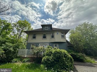 142 W Delaware Ave, Pennington, NJ