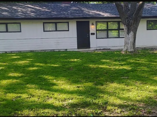 7114 E 112th St, Kansas City, MO 64134