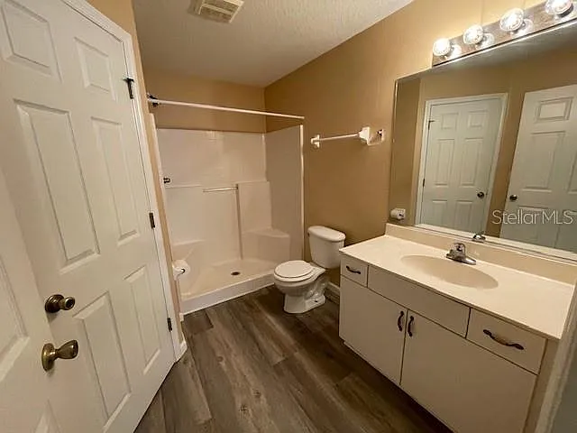116 Wellwood Ln #B — Photo 9
