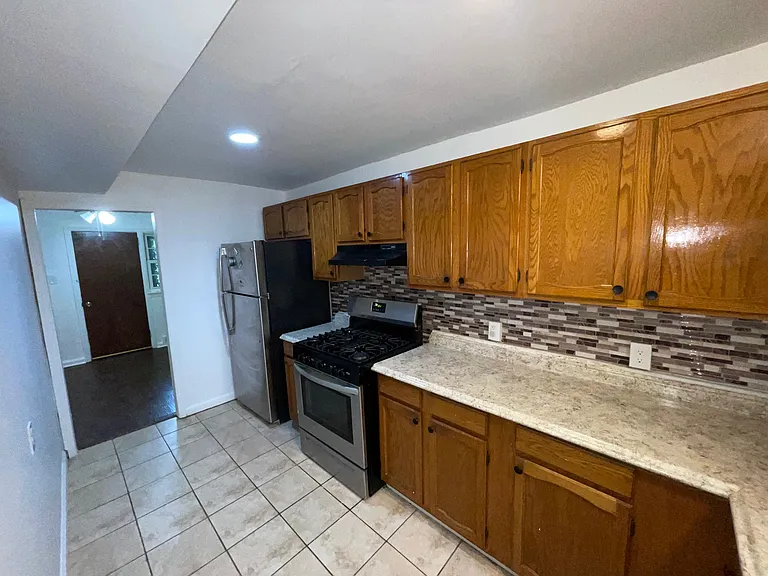 5 N Cannon Dr — Photo 8