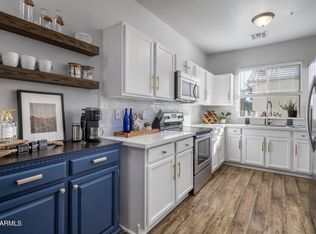 158 W Commerce Ct, Gilbert, AZ 85233