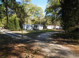 8413 NW 145th Avenue Rd, Morriston, FL 32668