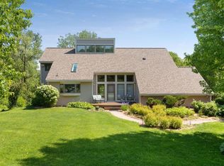 6048 Lynn Way, Woodbury, MN 55129