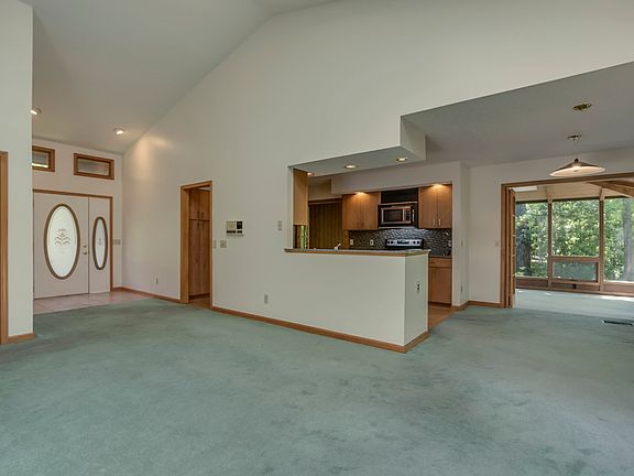 5th image of 206 Walosi Ln