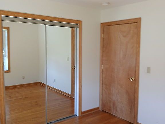 5th image of 1605 Lillibridge Rd