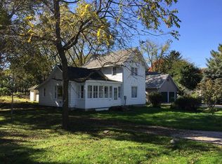 821 High St, Oconomowoc, WI 53066