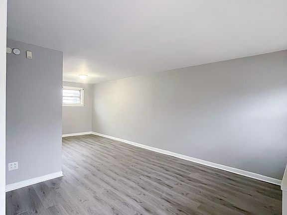 5th image of 4717 Vista St