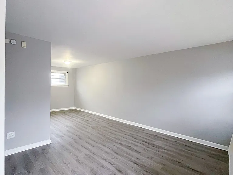 4717 Vista St — Photo 5