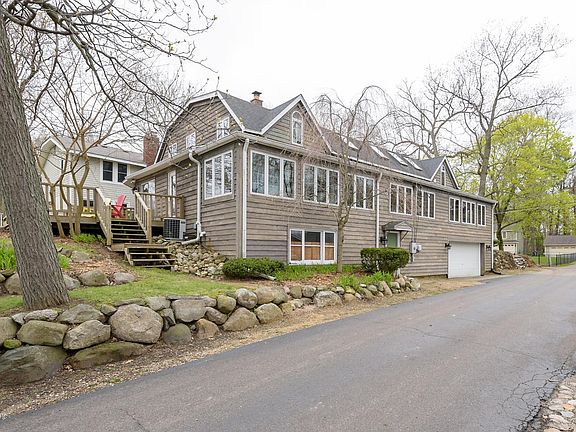 3rd image of 9437 Fraulin Dr