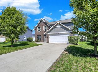 5612 W Woodhaven Dr, McCordsville, IN 46055