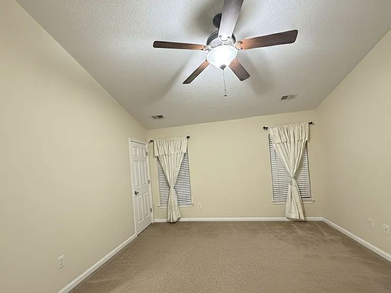 1404 W Running Brook Rd — Photo 8