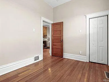 1386 Perry St — Photo 7