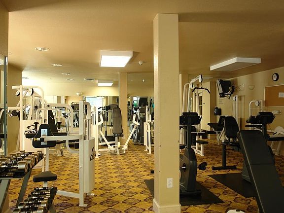 4th image of 801 S Winchester Blvd APT 5404