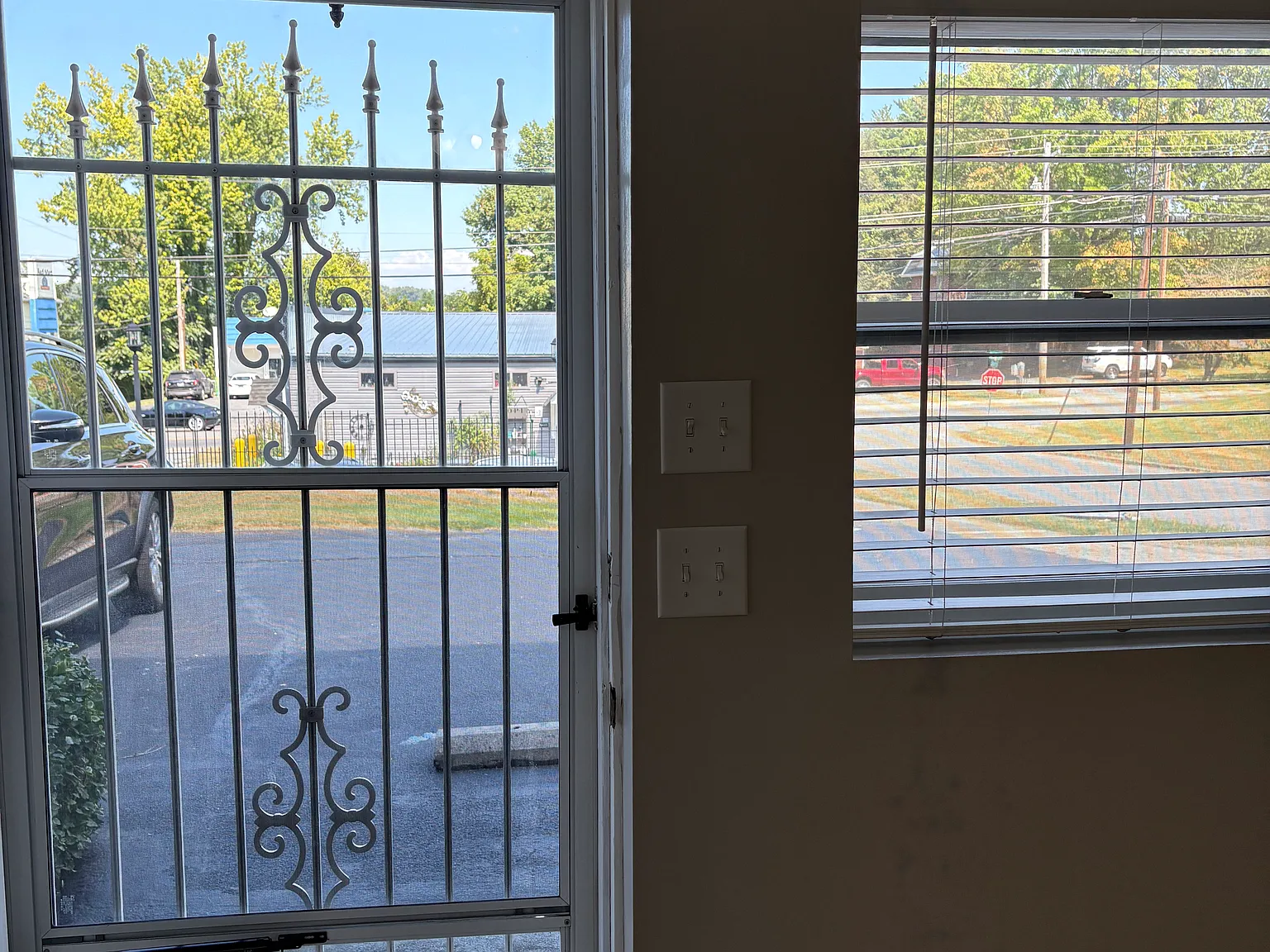 723 W H St — Photo 3