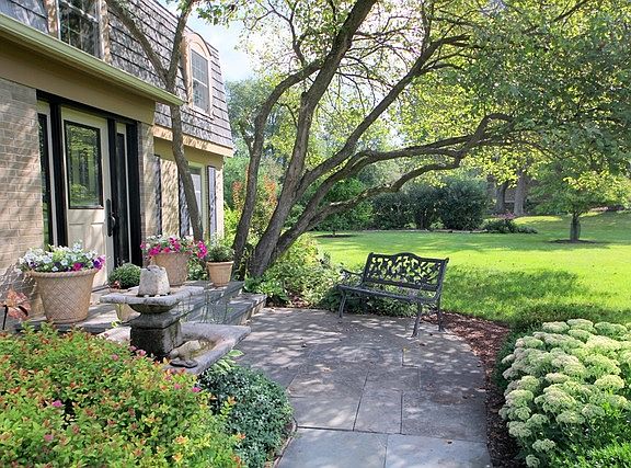 2nd image of 1280 Deer Trail Ln