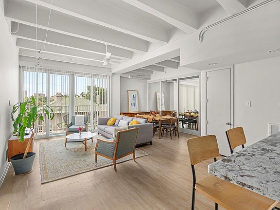 2nd image of 3614 Montrose Blvd Unit 306