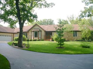 8617 Bull Run Trl, Woodstock, IL 60098