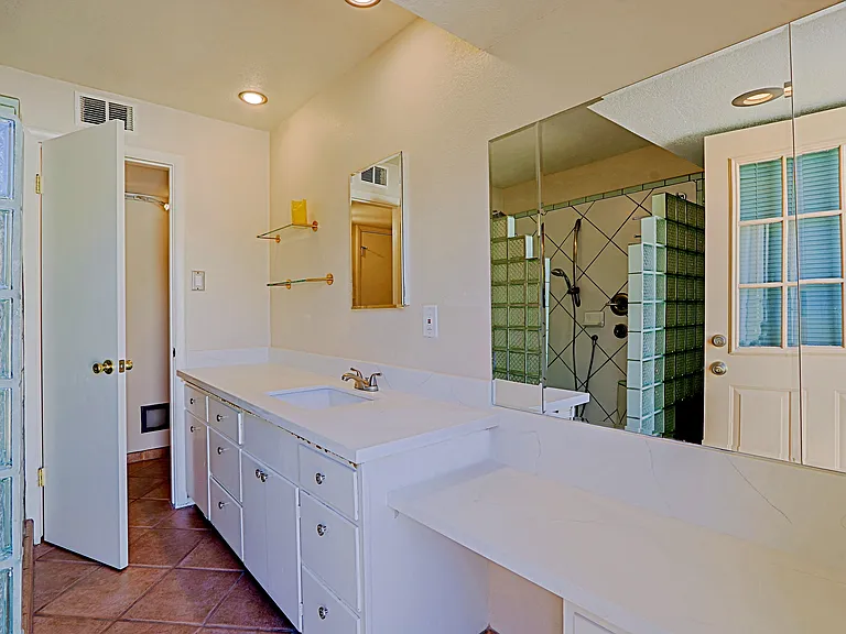 6203 N 12th Pl #3 — Photo 34