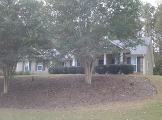 47 Wood Farm Dr, Jefferson, GA 30549