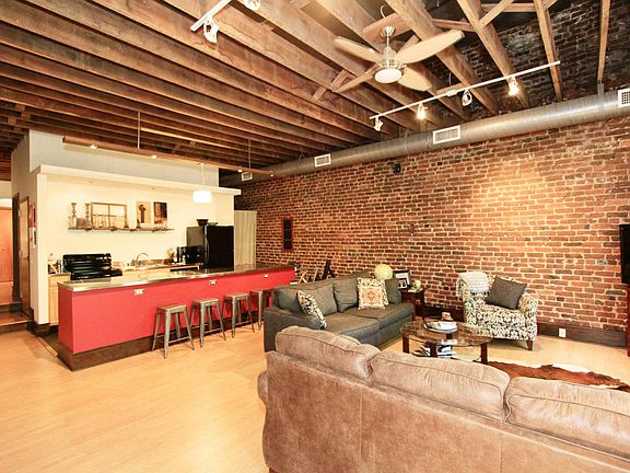 5th image of 106 W Summit Hill Dr APT 303