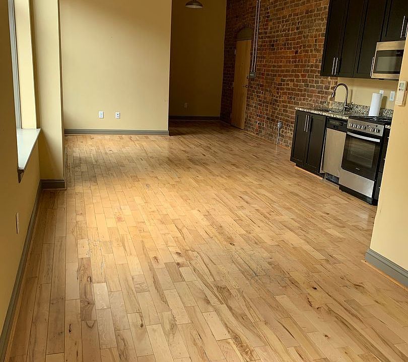 1st image of 321 W Franklin St APT 9