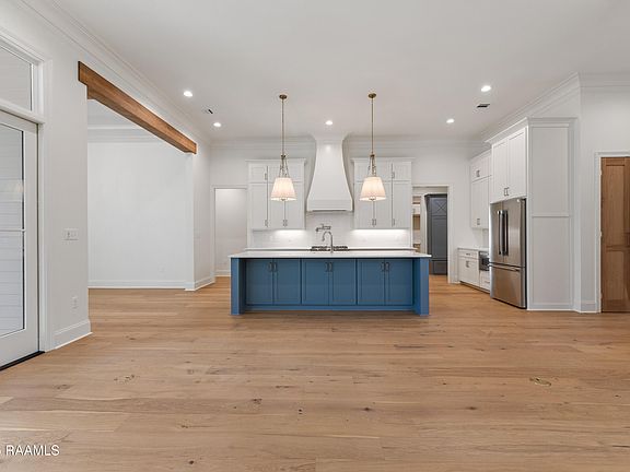 3rd image of 309 Harvest Creek Ln