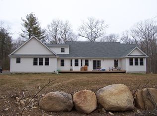 17 New Rd, Exeter, RI 02822