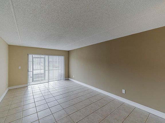 5th image of 3001 Thrush Dr APT 117