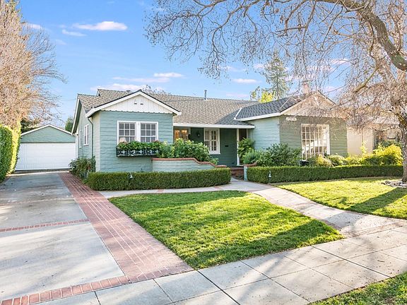 3rd image of 1152 El Abra Way