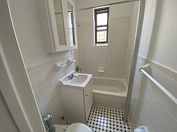 4th image of 37-06 65th St #2B