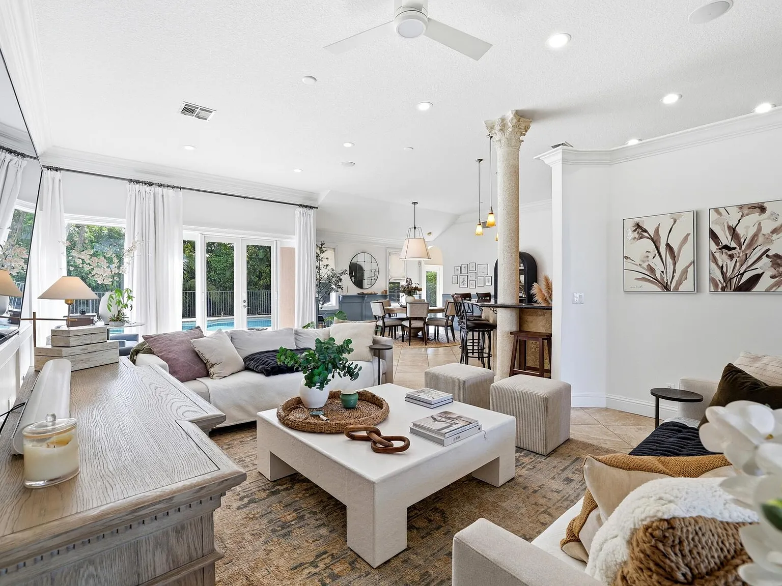 5 bed, 3.0 bath, 2667 sqft, $14,000 — Photo 4