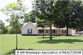 1st image of 8411 Oakwood Ln