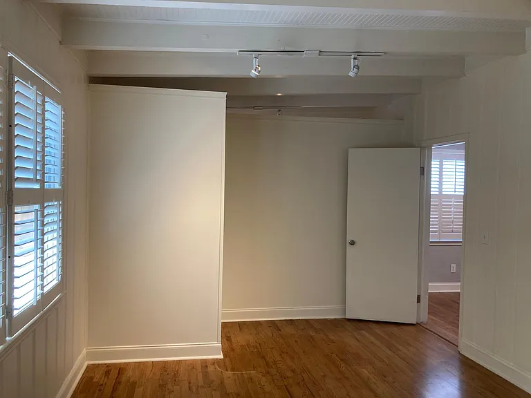 1710 Thacker Ave — Photo 13