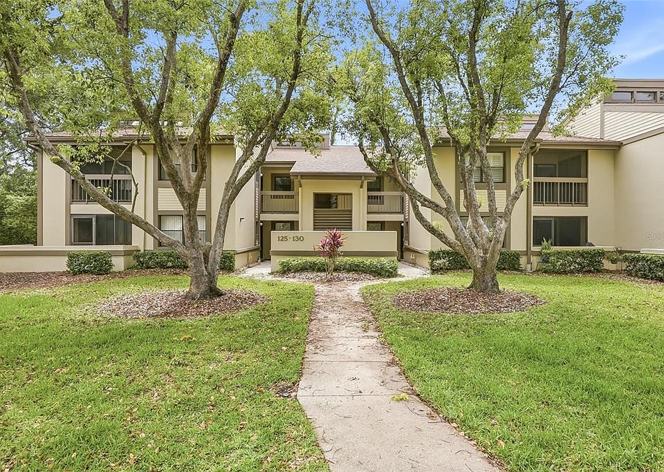 1st image of 130 WOODLAKE WYNDE #130