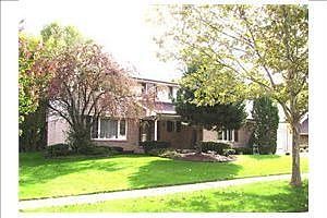 Nice and mature landscape. 102 x 135 lot