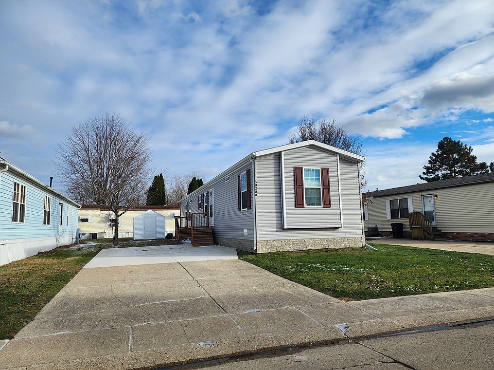 1st image of 50200 Bronte Dr W #65