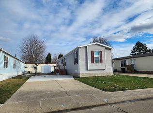 50200 Bronte Dr W #65, Utica, MI 48315