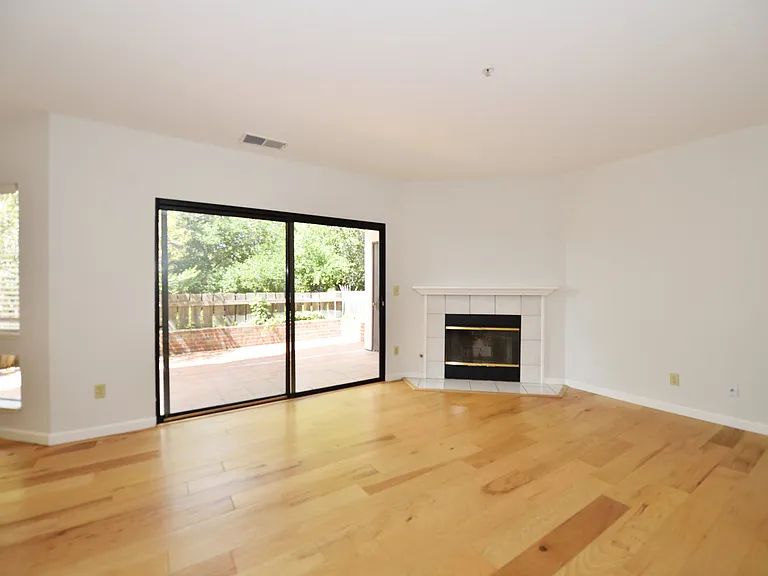 21314 Gary Dr #105 — Photo 5