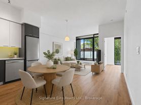 1075 Queen St E, Toronto, ON
