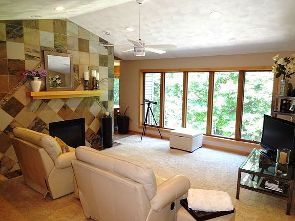 4th image of 3882 County Road B