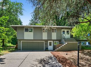 9415 SW 62nd Dr, Portland, OR 97219