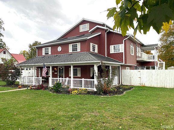 2nd image of 208 N Myra St
