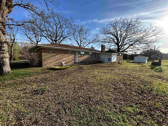 4th image of 6-2401 Midland Dr