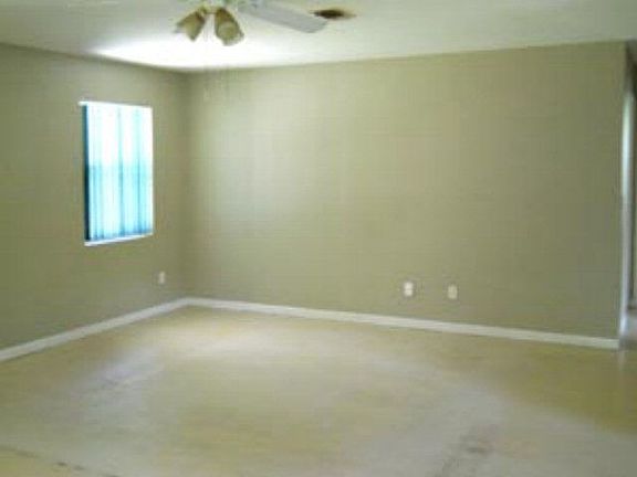 3rd image of 908 N Bacher St