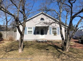 509 Pine St, Lakehurst, NJ 08733
